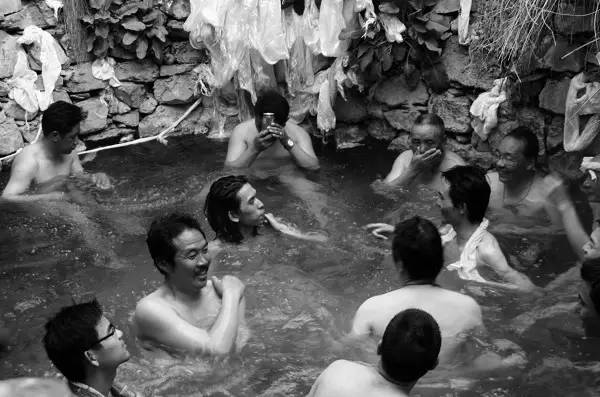 冷空气来袭！成都周边最全温泉地图，打响今秋第一泡！（内含百个免费秋游福利预告）