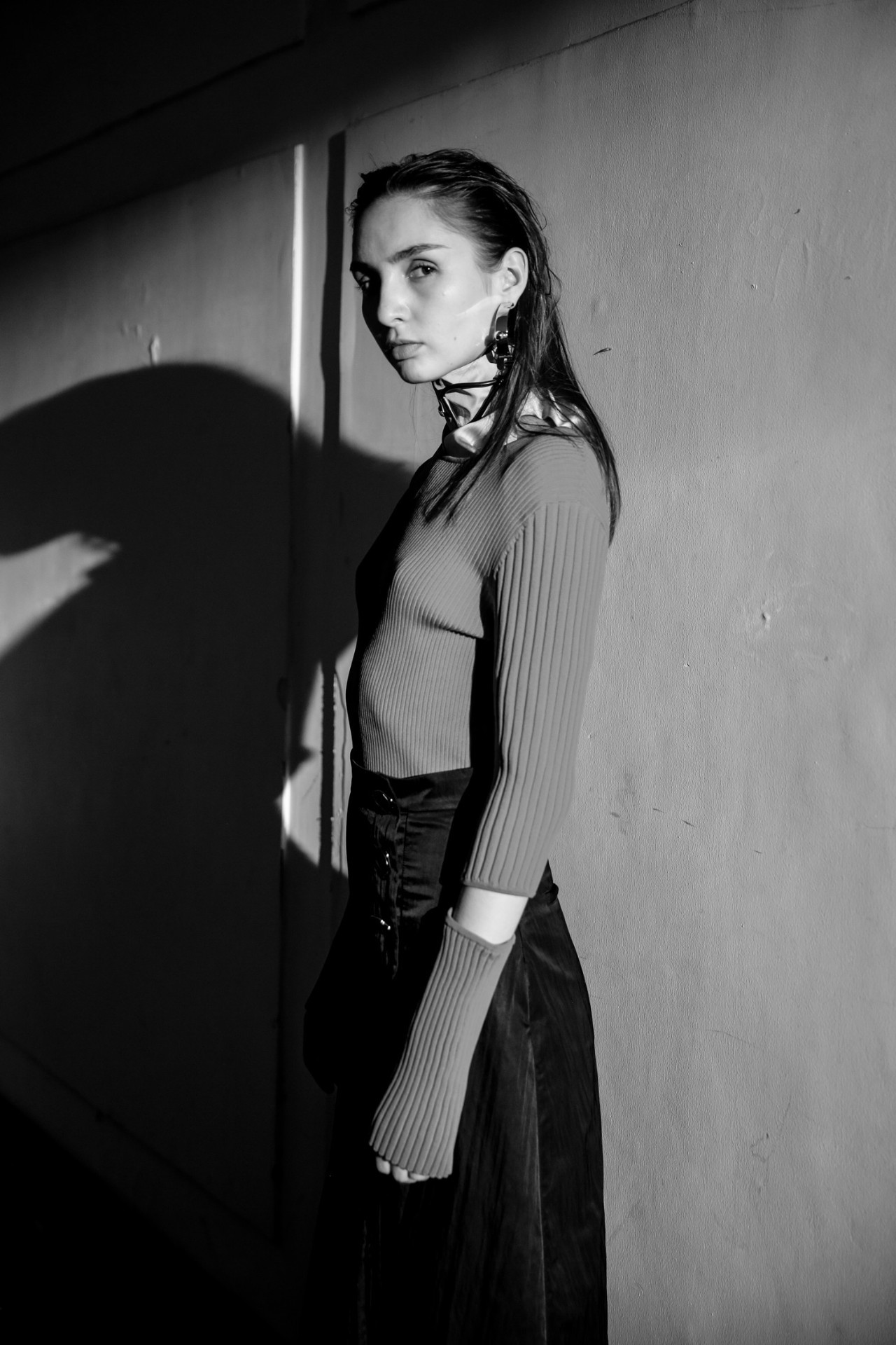 我们在上海时装周最忙的档口，“入侵”了设计师们的手机相册