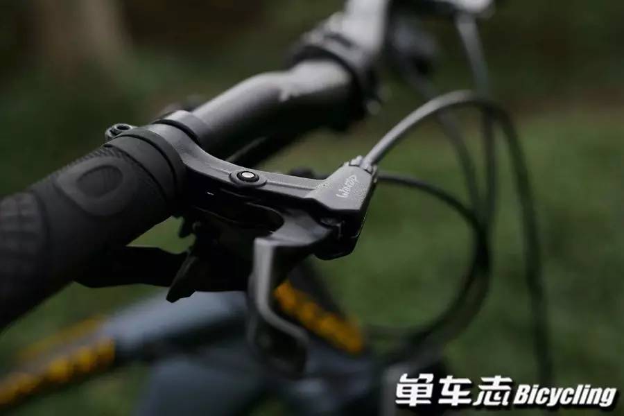 喜德盛英雄300多少钱入手合适,喜德盛英雄300和英雄600什么区别