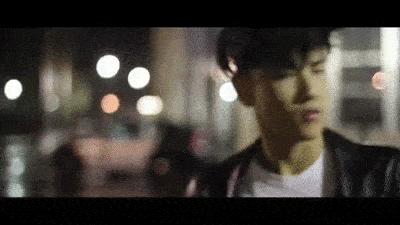 还在穿小白鞋吗,还在穿冬天的鞋子