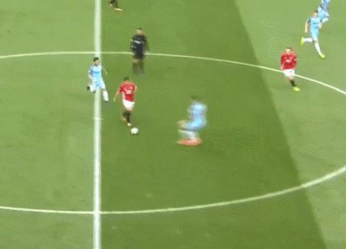 笑谈英超曼城,英超联赛技战术