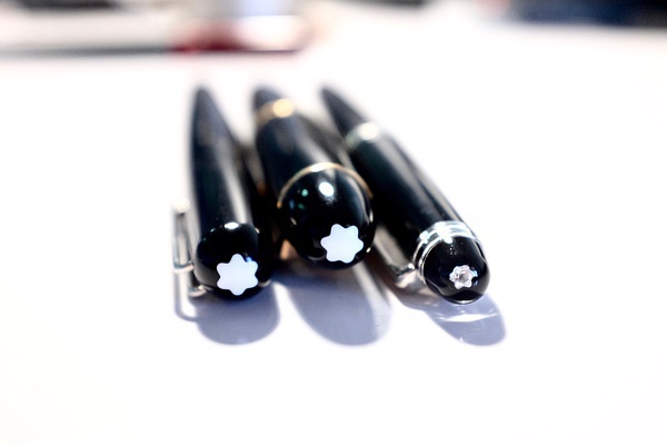 万宝龙montblancm146冰川蓝钢笔,montblanc万宝龙m系列中性墨水笔