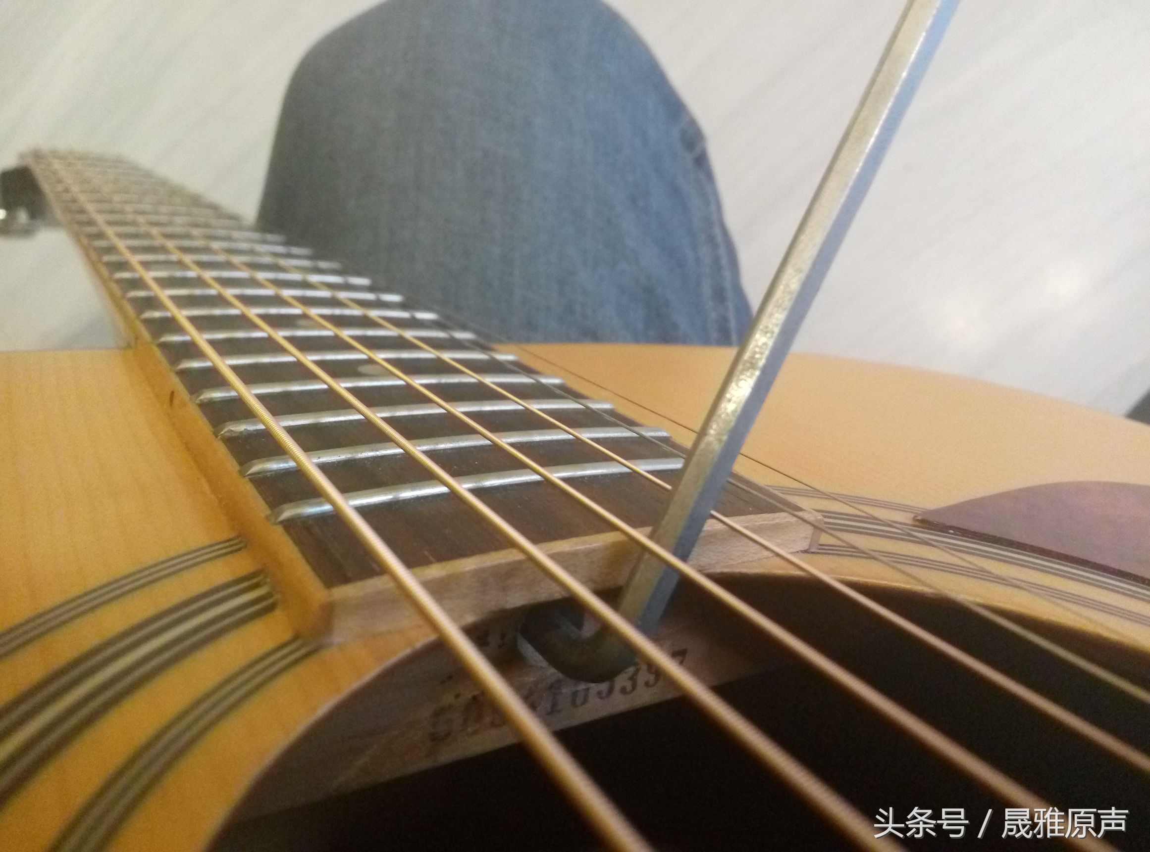 吉他琴颈怎样调整到最佳状态,吉他弦距调整多高合适