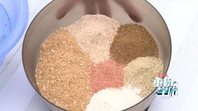 钓鱼搓饵和拉饵有啥区别,冬天钓鱼拉饵和搓饵哪个好