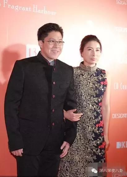 坐拥百亿身家,路边买20元童装,这对豪门夫妇最让人心旷神怡