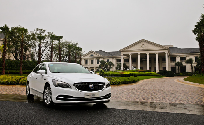 别克君越1.8l混动版评测,别克君越2024款混动版最新价格