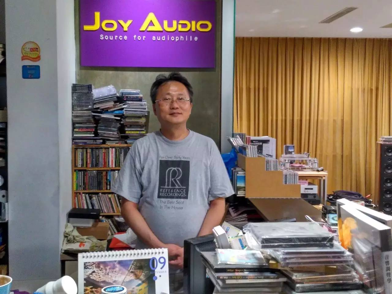 发烧友是小众，但愿意为音乐付费的人会一直在