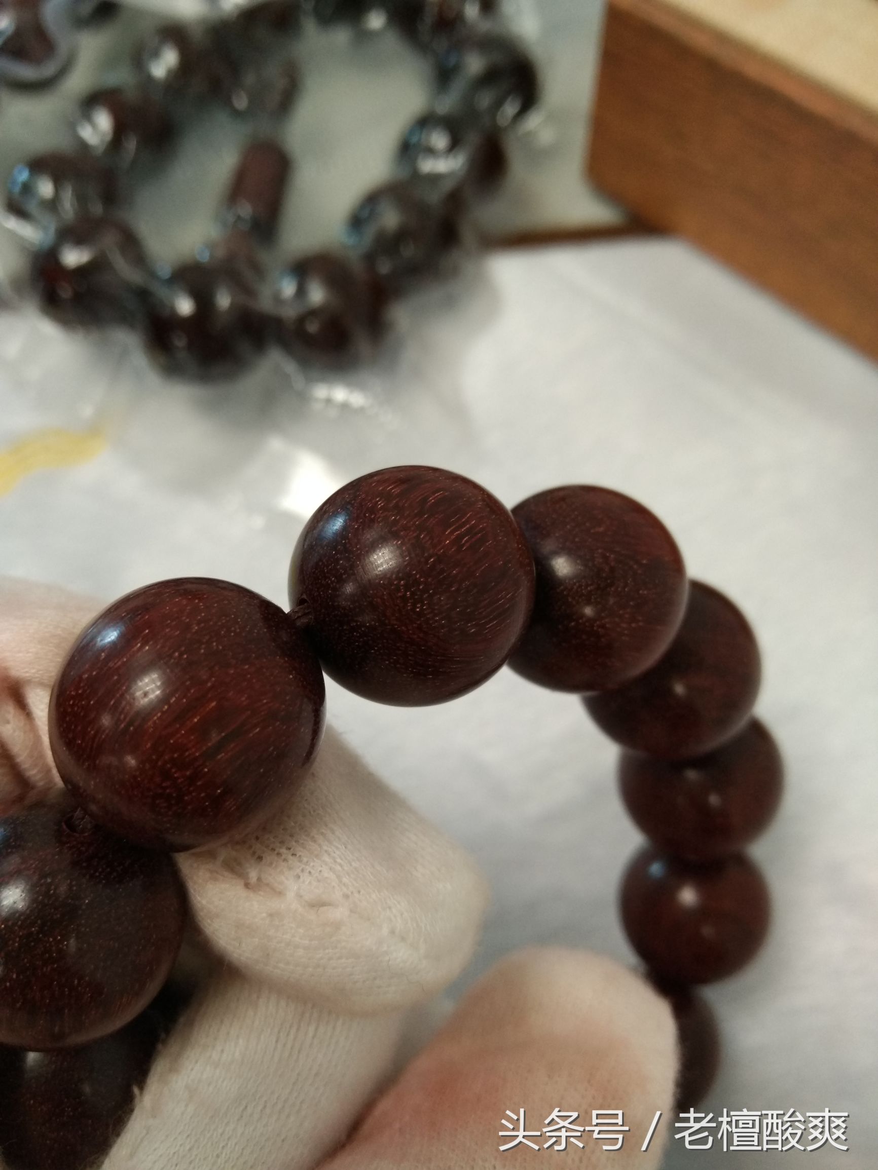小叶紫檀手串2016年走向,小叶紫檀手串如何选择才不会吃亏