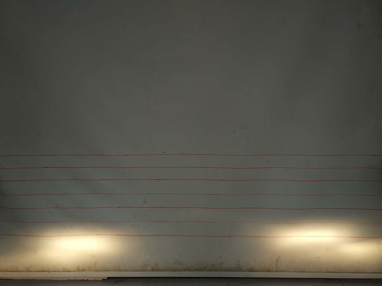 原车带透镜氙气灯好还是led灯好,为什么高配车都是直喷