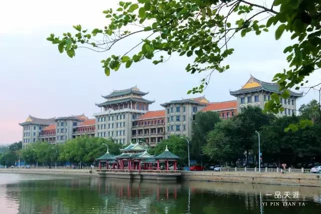 最美集美中学,集美中学长什么样