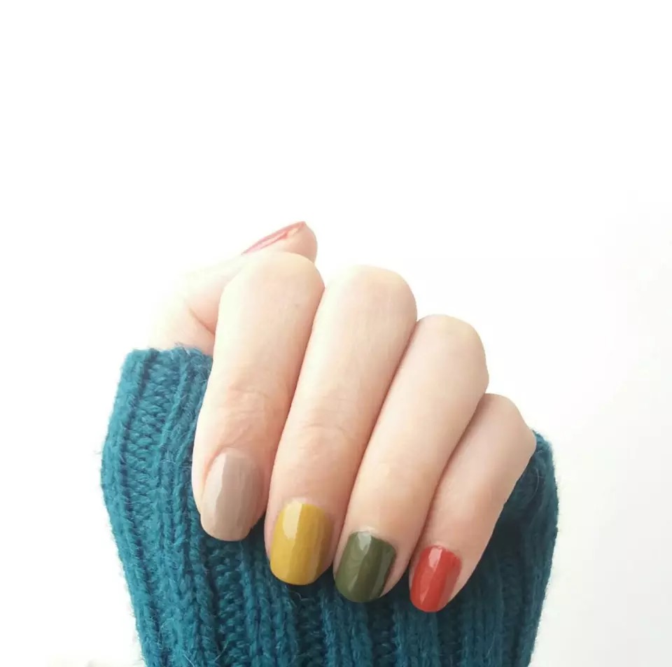 秋冬显白指甲油颜色推荐图片,秋冬指甲油推荐棕色款式