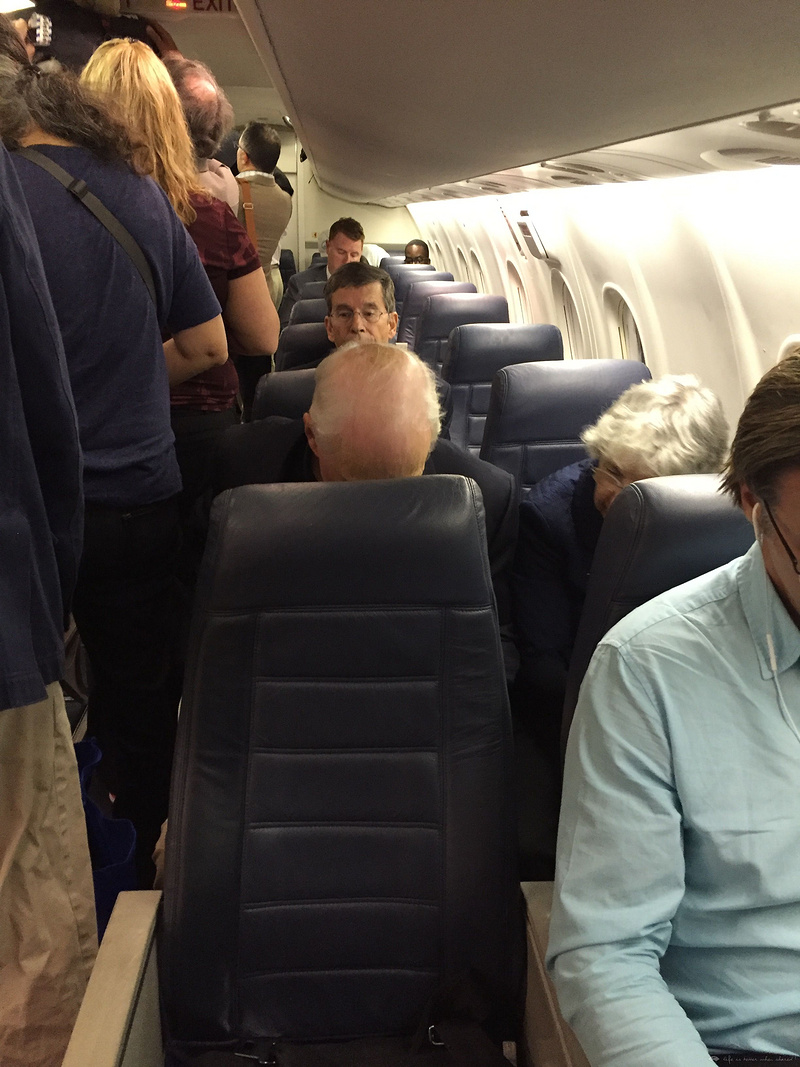 美联航头等舱：欧若拉女神眷顾之旅