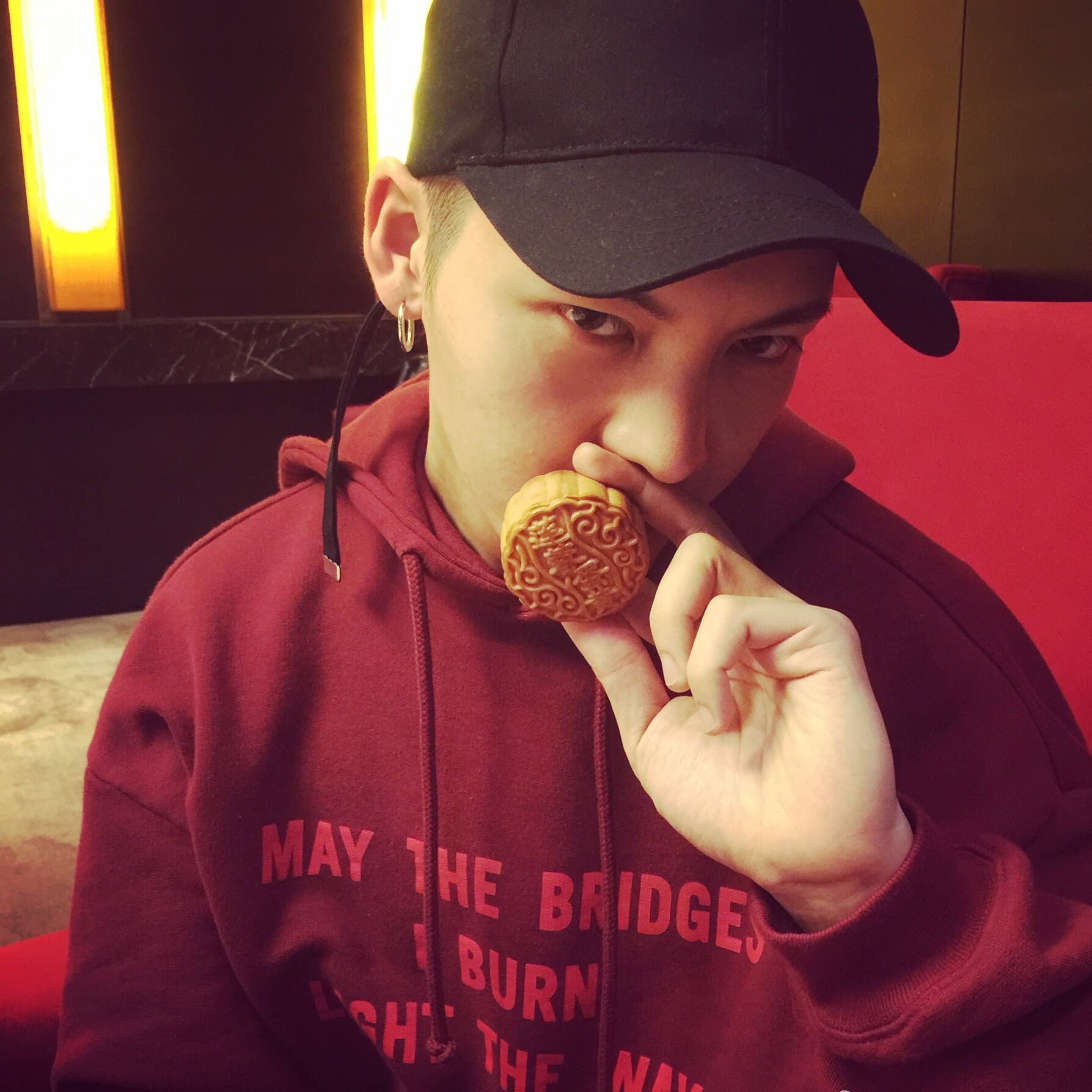 关晓彤袁姗姗穿裙子,袁姗姗关晓彤私服