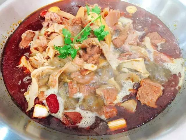 不吹牛牛肉是真牛肉吗,不吹牛的牛肉火锅
