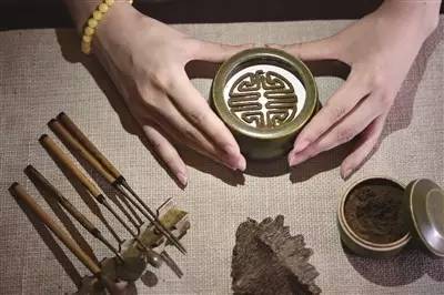 大牌香水浓香与淡香差距,大牌香水闻起来很贵