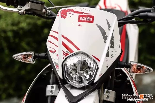阿普利亚apriliagpr150测评,脱颖而出的车