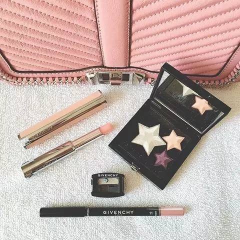 唇膏不掉色不沾杯推荐,唇膏不变色好物推荐