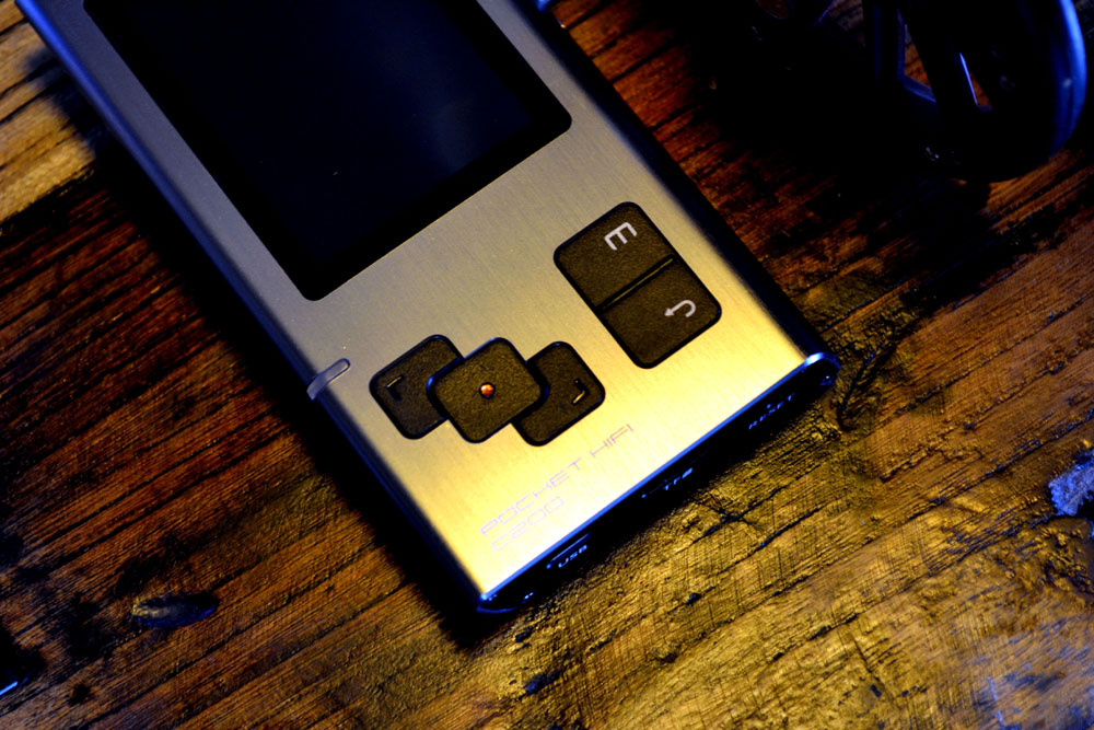 音乐七彩虹,七彩虹c200播放器拆解