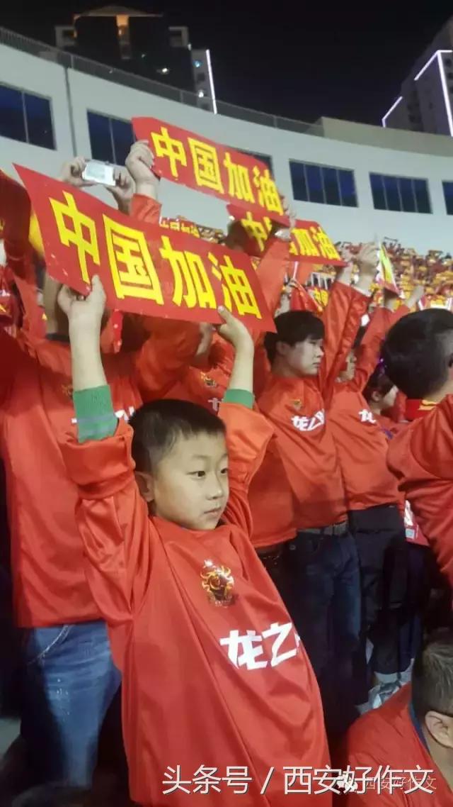 我是游泳小健将作文,描写游泳健将的作文