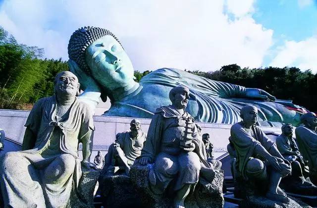 2022海洋量子号中国航线,来自未来的氢动力超级游艇