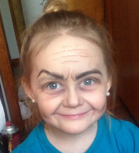 为什么化妆师化妆那么显老,化妆师为什么化妆显老呢