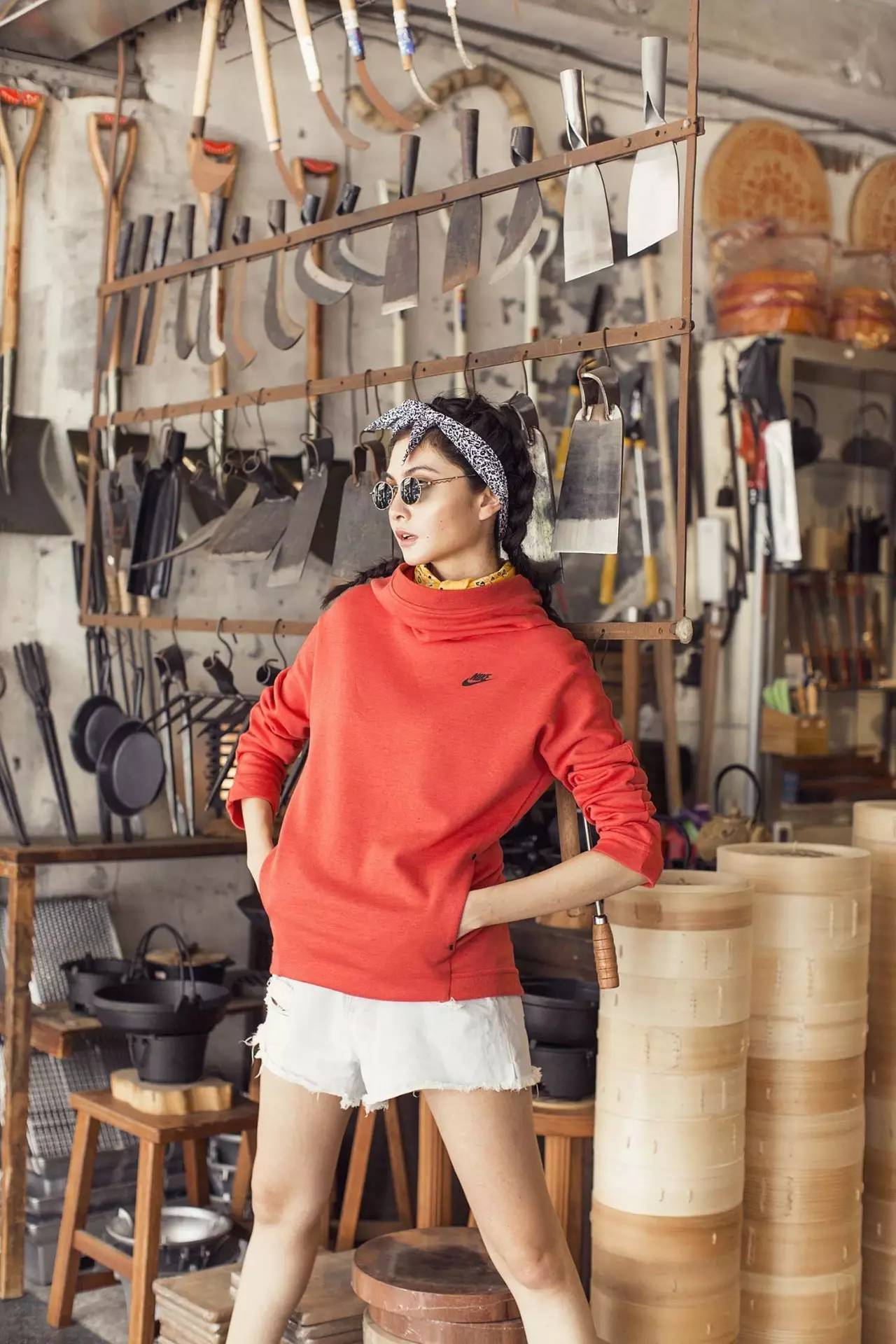 台妹演绎NikeSportswearTechPack型录