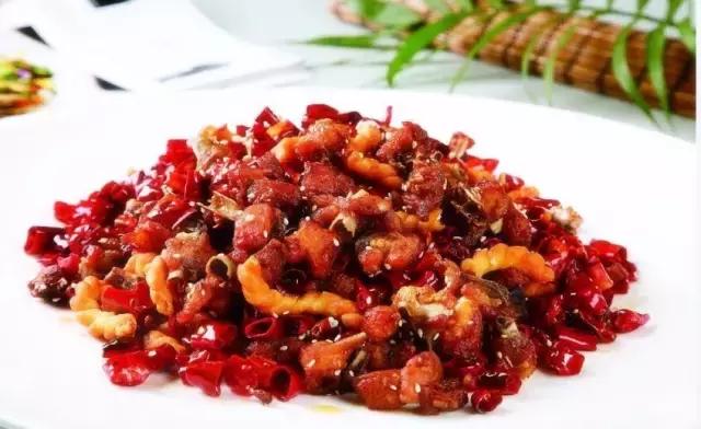 深秋不知何处去巴蜀映巷任你行