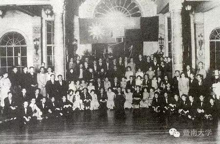 你未知的暨南传奇：有断腿再植第一人还有带中国戏剧进白宫的明星