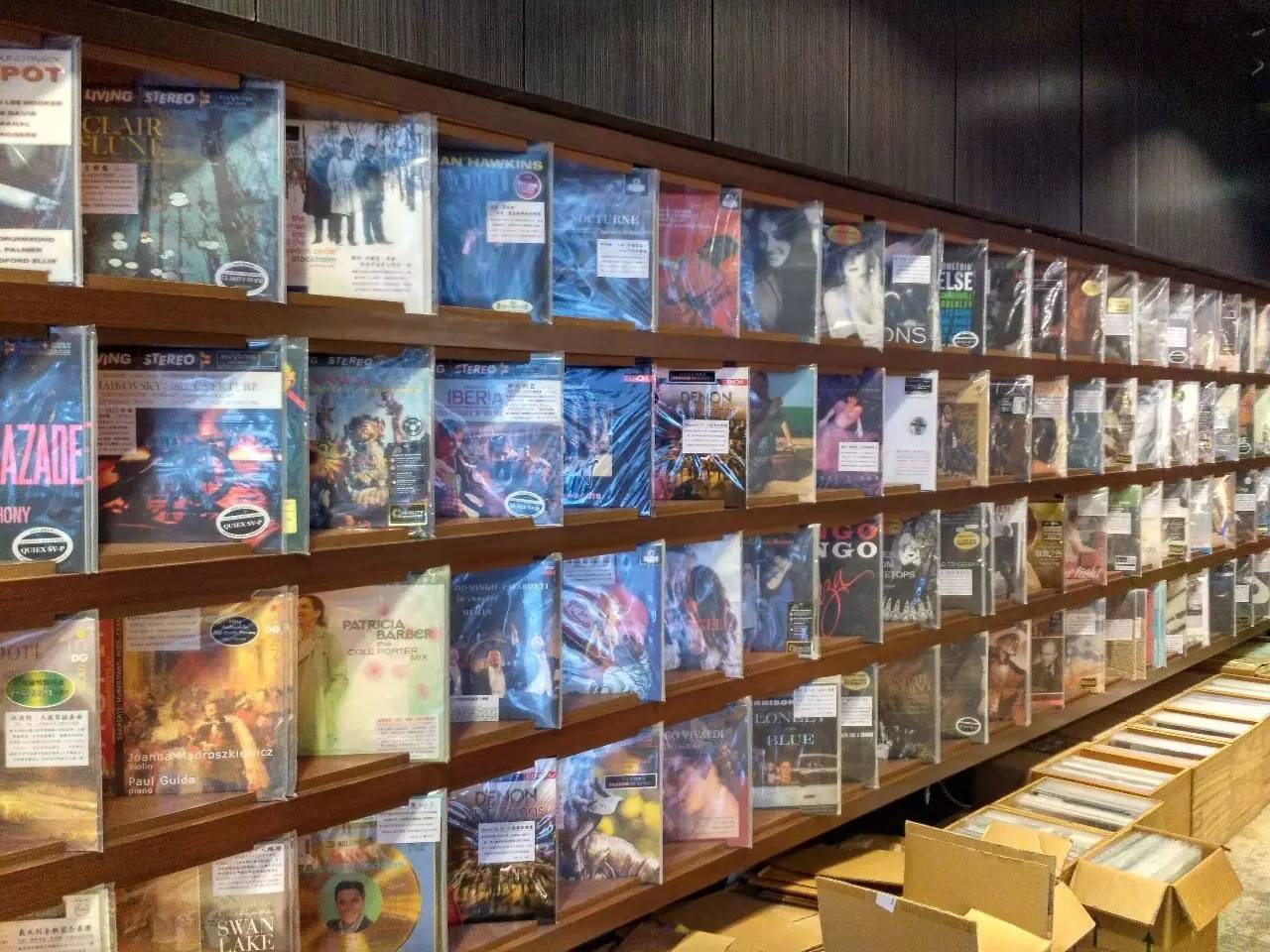 发烧友是小众，但愿意为音乐付费的人会一直在