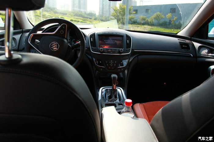 19款君威精英提车记,操控性不错的车