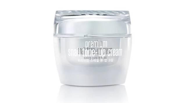 可以搞定一切的素颜霜 (奶肌素颜霜好用吗)