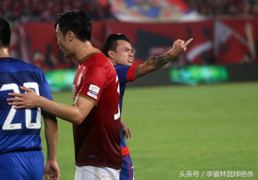 武磊的表现受到了里皮的称赞,武磊三球对里皮