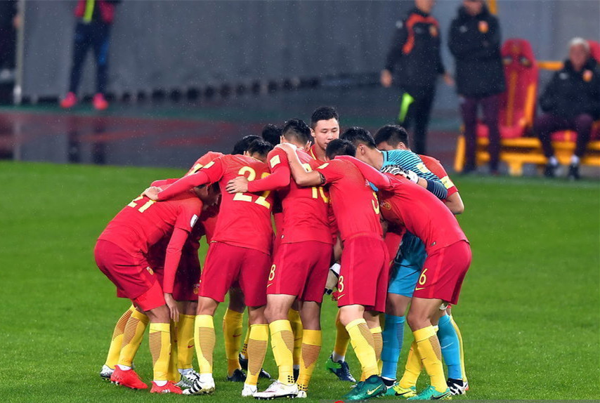 中国国足vs武汉卓尔,广州恒大0比1武汉卓尔