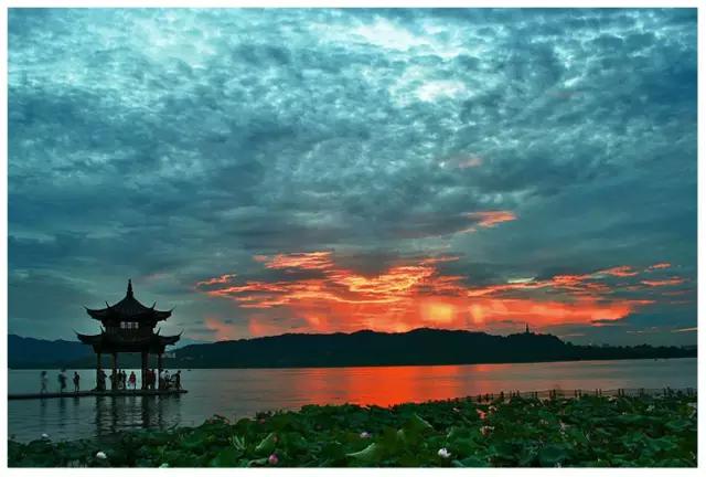 沪昆高铁沿线有什么著名旅游景点,好消息昭通高铁