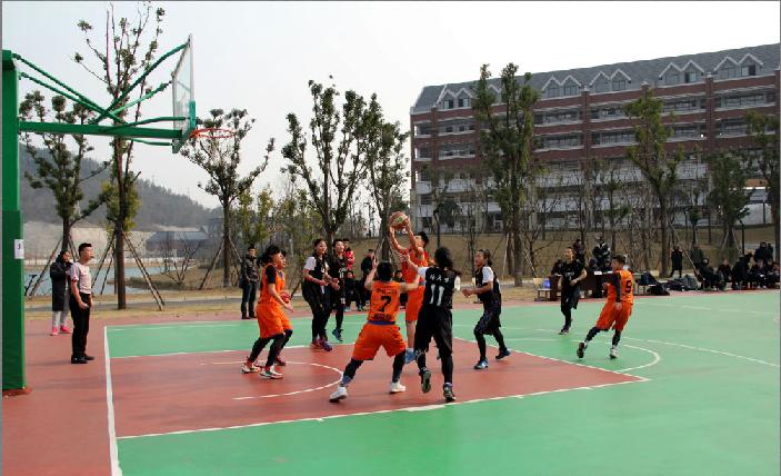 广元市宝轮中学篮球比赛,四川省青少年篮球锦标赛广元队