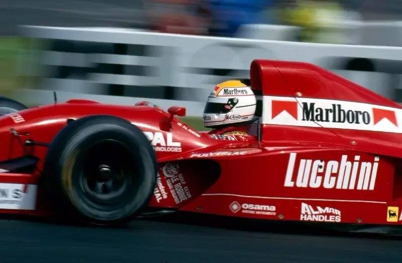 再见了，奔跑的烟盒！