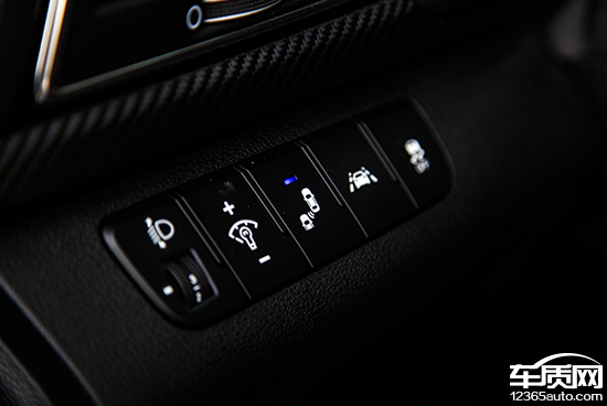 2016年现代领动1.6自动豪华版试驾,2016款现代领动1.6自动精英试驾