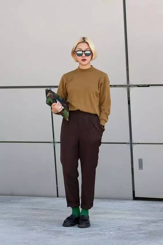 冬天穿的超厚袜子好搭配,冬天时尚袜子穿搭