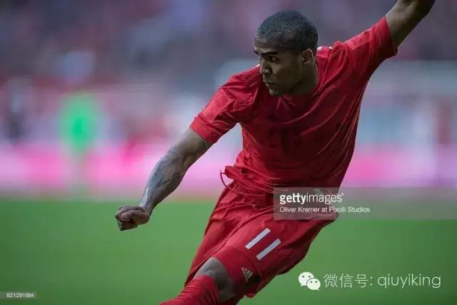 拜仁红蓝白三色,拜仁震撼瞬间