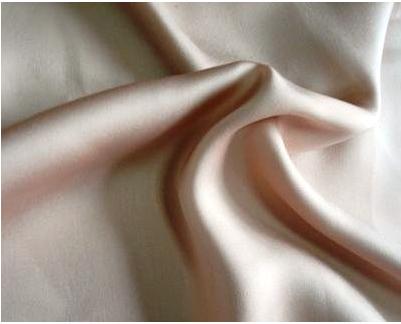 衣服领子越熨烫越起皱怎么办,苎麻衣服穿起喜欢起皱怎样办