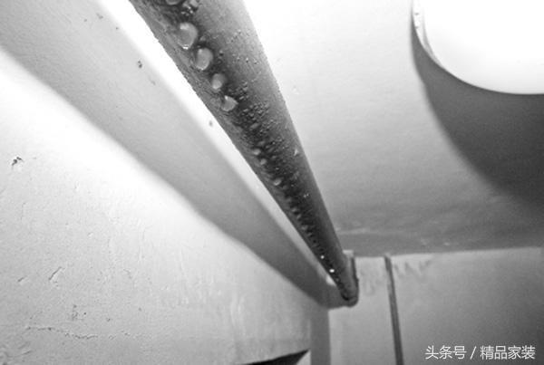 家里水管渗水到楼下怎么办,水管爆了屋子被泡了怎么办