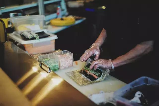 潮牌大叔开在厦门的平价日料店！吃一碗来自墨尔本の销魂牛舌饭~