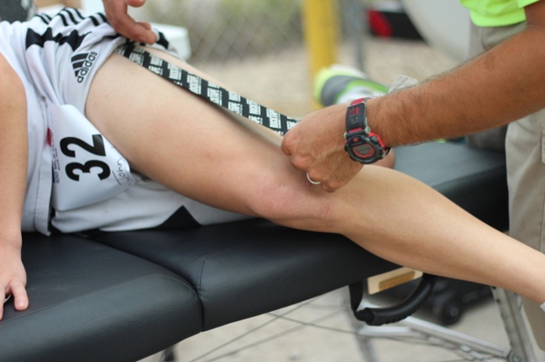 运动后修复膝盖喷雾,膝盖长期运动受损怎么办