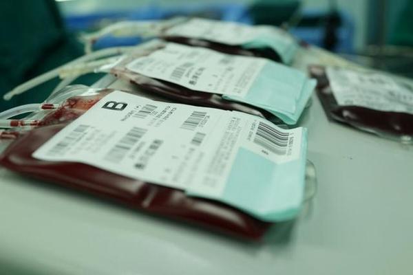 海绵窦海绵状血管瘤,海绵窦区海绵状血管瘤发病年龄