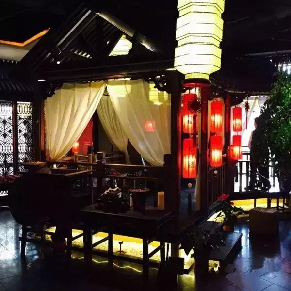 哈尔滨这十家苍蝇馆子,哈尔滨出名的俄罗斯湖滨餐厅