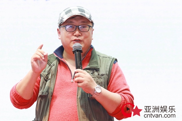 《越囧》定档11·25杀马特组合HKT亮相