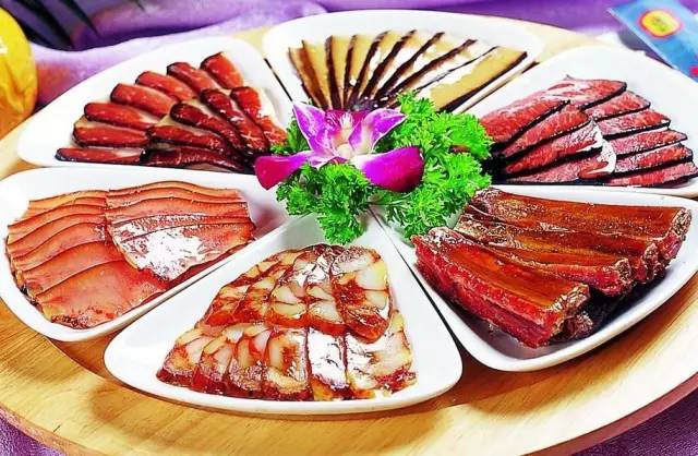 成都周边看雪山泡温泉推荐,成都周边温泉推荐一日游