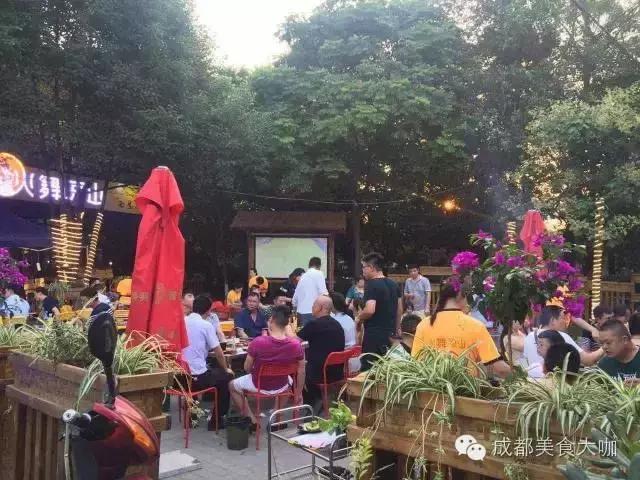 正宗西昌烧烤,喝酒吃肉看电影,关键人均才50~