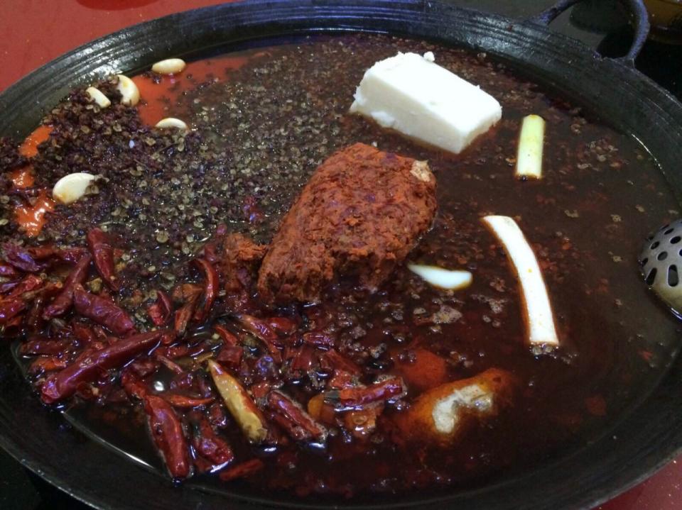 正是吃辣好时候这12家辣到你流眼睛水的老店店你敢来吗？