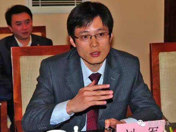 两年时间，刘军从处级干部变成了国际米兰CEO